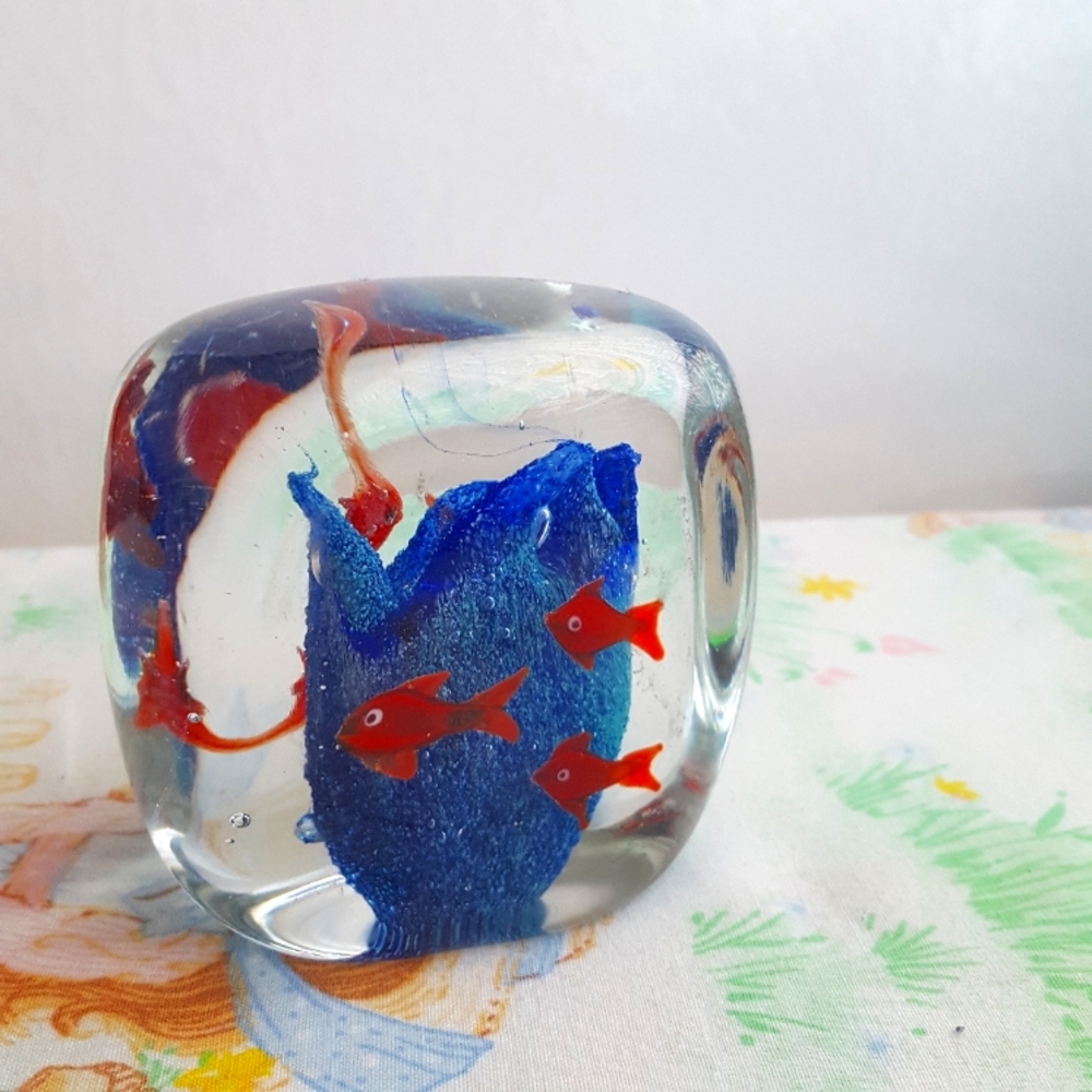 Aquatic Aquarium Glass Art Paperweight